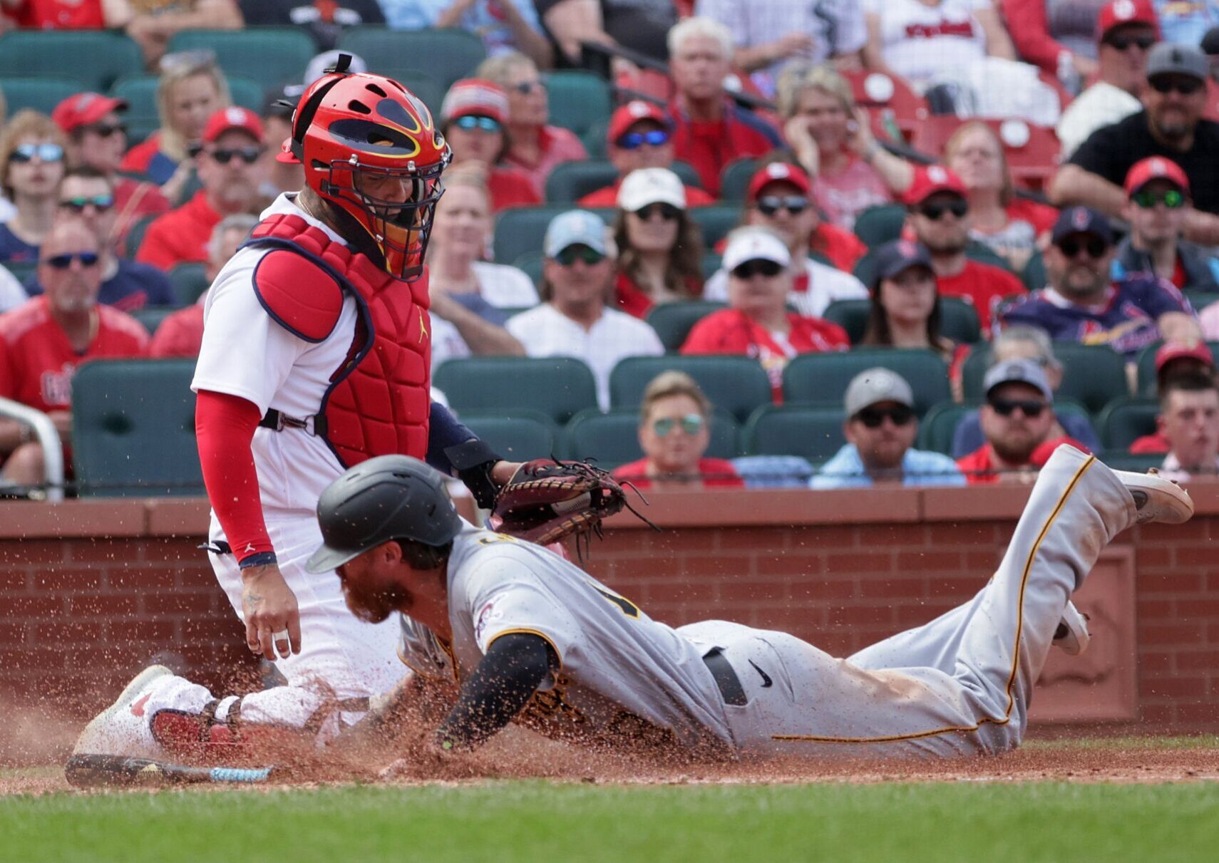 Cardinals 4, Pirates 9